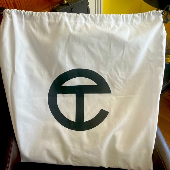 Telfar Shopping Bag « The iconic Unisex » - Picture 1 of 4